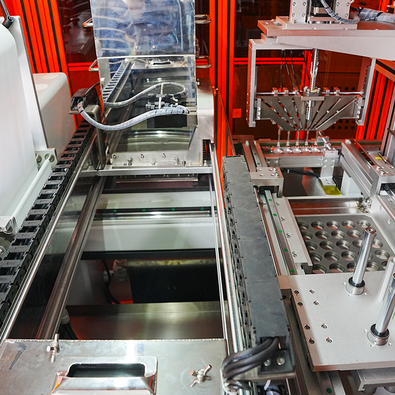 Máquina prensadora de polvo cosmético completamente automática